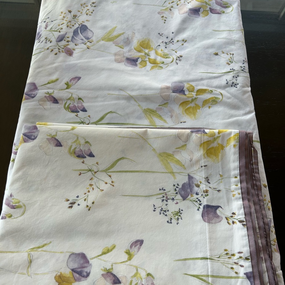 Yves Delorme Paris queen bed sheets